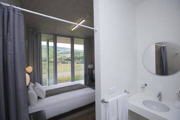 Фото номера Стандартный двухместный номер с 1 кроватью Отель Concept Hotel by COAF г. Debed 6